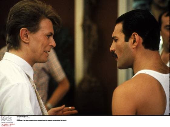 Queen Freddie Mercury Queen singer Freddie Mercury and David Bowie talking backstage at the Live Aid concert, Wembley Stadium, London, 13th July 1985., Credit:Denis O Regan Avalon  Copyright: xDenisxO Reganx xAvalonx 0700550489