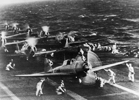 WORLD WAR II: PEARL HARBOR. Japanese planes preparing to take off from an aircraft carrier, before attacking on Pearl Harbor, Hawaii, December 1941.  Copyright: xGRANGERx xGRANGERx 0167119