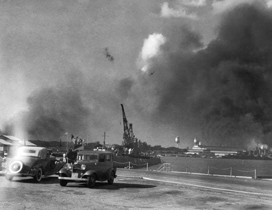 WORLD WAR II: PEARL HARBOR. Japanese bomber planes over Pearl Harbor, Hawaii, 7 December 1941.  Copyright: xGRANGERx xGRANGERx 0167122