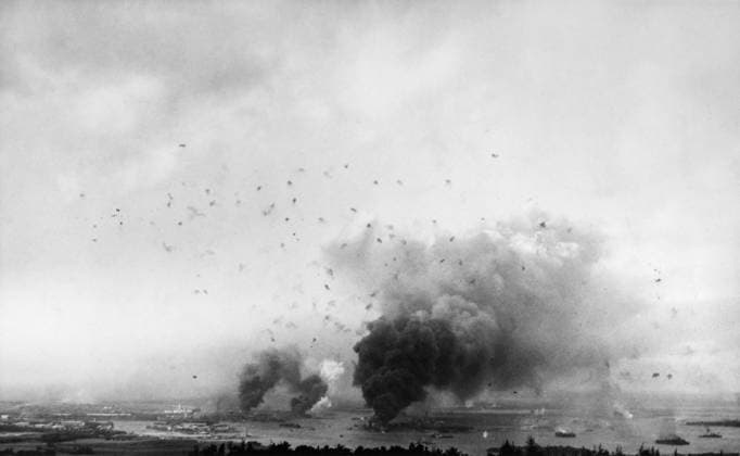 WORLD WAR II: PEARL HARBOR. Panoramic view of the Japanese attack on Pearl Harbor, Hawaii, 7 December 1941.  Copyright: xGRANGERx xGRANGERx 0167156