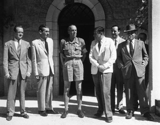 FOLKE BERNADOTTE (1895-1948). Count of Wisborg and Swedish diplomat. Bernadotte (center) with his staff in Jerusalem, c1948.  Copyright: xGRANGERx xGRANGERx 0170286