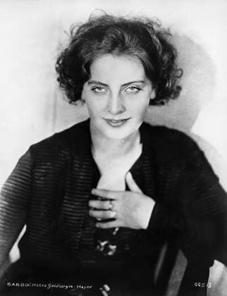GRETA GARBO (1905-1990). Née Greta Louisa Gustafsson. Swedish-born American actress. Photograph, c1925.  Copyright: xGRANGERx xGRANGERx 0174408
