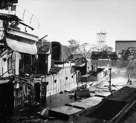 WWII: PEARL HARBOR, 1941. The burned out and sunken destroyer USS Downes in drydock at the Navy Yard in Pearl Harbor, photographed shortly after the Japanese air attack on 7 December 1941.  Copyright: xGRANGERx xGRANGERx 0216261