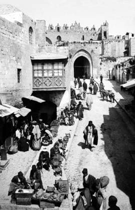 Palestine: Merchants selling flatbreads, kebab and oranges inside the Damascus Gate, Jerusalem, c. 1910 Palestine (Arabic: ÙÙ Ø³Ø·ÙäÙÜŽ Filasá¹­Ä«n, Falasá¹­Ä«n, Filisá¹­Ä«n; Greek: Î Î±Î»Î±Î¹ÏƒÏ Î¯Î½Î·, PalaistinÄ ; Latin: Palaestina; Hebrew: ×¤×œ× ×ª×™× × Palestina) is a n ame given to the geographic region between the Mediterranean Sea and the Jordan River. The region is also known as the Land of Israel (Hebrew: ××¨×¥Ö¾×™× ×¨××œ Eretz-Yisra el), the Holy Land and the Southern Levant.<br ><br > In 1832 Palestine was conquered by Muhammad Ali s Egypt, but in 1840 Britain intervened and returned control of the Levant to the Ottomans in return for further capitulations. The end of the 19th century saw the beginning of Zionist immigrat Copyright: xxPicturesxFromxHistoryx