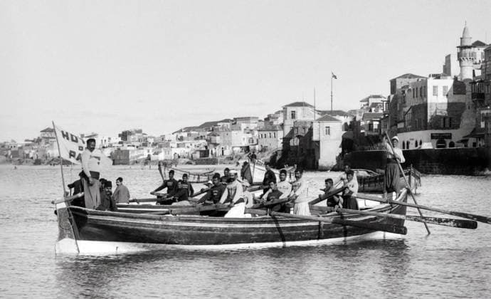 Palestine: Jaffa boatmen, c. 1910 Palestine (Arabic: ÙÙ Ø³Ø·ÙäÙÜŽ Filasá¹­Ä«n, Falasá¹­Ä«n, Filisá¹­Ä«n; Greek: Î Î±Î»Î±Î¹ÏƒÏ Î¯Î½Î·, PalaistinÄ ; Latin: Palaestina; Hebrew: ×¤×œ× ×ª×™× × Palestina) is a n ame given to the geographic region between the Mediterranean Sea and the Jordan River. The region is also known as the Land of Israel (Hebrew: ××¨×¥Ö¾×™× ×¨××œ Eretz-Yisra el), the Holy Land and the Southern Levant.<br ><br > In 1832 Palestine was conquered by Muhammad Ali s Egypt, but in 1840 Britain intervened and returned control of the Levant to the Ottomans in return for further capitulations. The end of the 19th century saw the beginning of Zionist immigration and the Revival of the Hebrew language. The movement was publicly Copyright: xxPicturesxFromxHistoryx