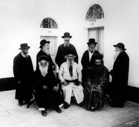 Palestine: A group of elderly Jewish men , American Colony, Jerusalem, c. 1900 Palestine (Arabic: ÙÙ Ø³Ø·ÙäÙÜŽ Filasá¹­Ä«n, Falasá¹­Ä«n, Filisá¹­Ä«n; Greek: Î Î±Î»Î±Î¹ÏƒÏ Î¯Î½Î·, PalaistinÄ ; Latin: Palaestina; Hebrew: ×¤×œ× ×ª×™× × Palestina) is a n ame given to the geographic region between the Mediterranean Sea and the Jordan River. The region is also known as the Land of Israel (Hebrew: ××¨×¥Ö¾×™× ×¨××œ Eretz-Yisra el), the Holy Land and the Southern Levant.<br ><br > In 1832 Palestine was conquered by Muhammad Ali s Egypt, but in 1840 Britain intervened and returned control of the Levant to the Ottomans in return for further capitulations. The end of the 19th century saw the beginning of Zionist immigration and the Revival of t Copyright: xxPicturesxFromxHistoryx