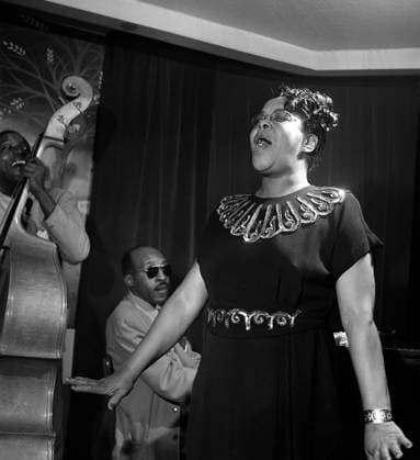 BERTHA CHIPPIE HILL (1905-1950). American blues and vaudeville singer. Photograph by William P. Gottlieb, c1947.  Copyright: xGRANGERx xGRANGERx 0267219