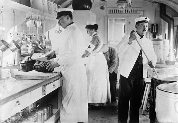 WWI: HOSPITAL, c1914. The kitchen on board Kaiserin Augusta Victoria s hospital train. Photograph, c1914.  Copyright: xGRANGERx xGRANGERx 0353606