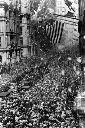 NYC: TICKER TAPE PARADE. The ticker tape parade on Broadway, celebrating Gertrude Ederle s successful swim across the English Channel. Photograph, 1926.  Copyright: xGRANGERx xGRANGERx 0525759