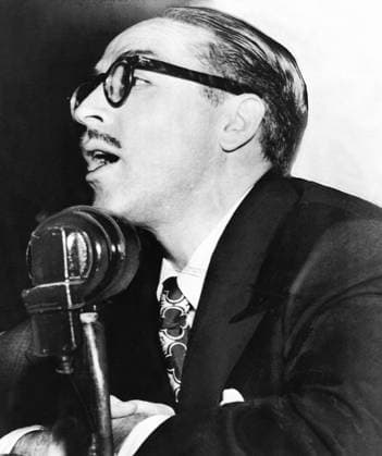 DALTON TRUMBO (1905-1976). American screenwriter. Photographed testifying before the House Un-American Activities Committee, regarding the influence of Communism in Hollywood, October 1947.  Copyright: xGRANGERx xGRANGERx 0526936