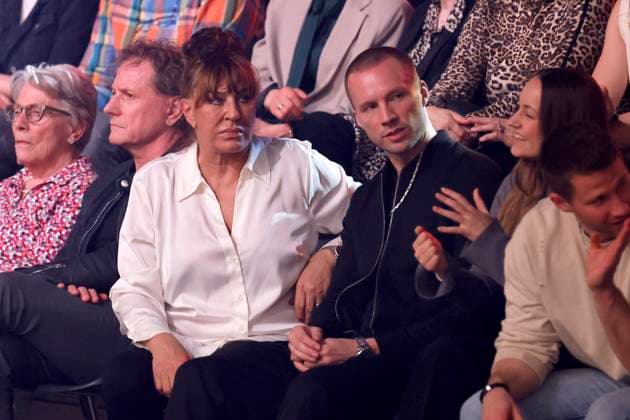 Soraya Lewe, Mutter von Sarah Connor, und Basti Scheibe, Ehemann von Lulu Lewe, in der vierten Live-Show bei der 17. Staffel der RTL-Tanzshow Let s Dance im MMC Coloneum. Köln, 22.03.2024 NRW Deutschland *** Soraya Lewe, mother of Sarah Connor, and Basti Scheibe, husband of Lulu Lewe, in the fourth live show of the 17th season of the RTL dance show Let s Dance at MMC Coloneum Cologne, 22 03 2024 NRW Germany Copyright: xChristophxHardtx
