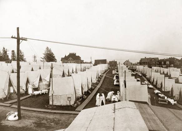 FLU PANDEMIC, 1918. An outdoor hospital camp for influenza at Emery Hill in Lawrence, Massachusetts, during the influenza pandemic. Photograph, c1918.  Copyright: xGRANGERx xGRANGERx 0529240