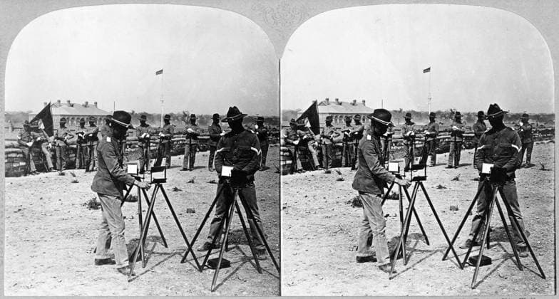CHINA: BOXER REBELLION. U.S. soldiers sending messages via heliograph from the top of the Tartar City wall at Beijing, in China, during the Boxer Rebellion. Stereograph published by Carleton H. Graves, c1902.  Copyright: xGRANGERx xGRANGERx 0622229