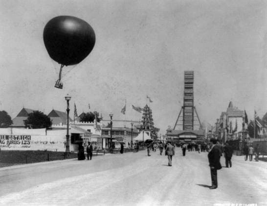 COLUMBIAN EXPOSITION, 1893. A captive balloon and ferris wheel, at the World s Columbian Exposition in Chicago, Illinois. Photograph, 1893.  Copyright: xGRANGERx xGRANGERx 0623144