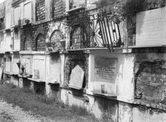 NEW ORLEANS: CEMETERY. Wall tombs at the St. Louis Cemetery in New Orleans, Louisiana. Photograph by Arnold Genthe, c1923.  Copyright: xGRANGERx xGRANGERx 0636795