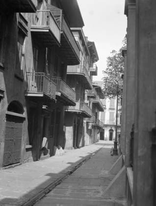 NEW ORLEANS, c1923. Pirates Alley in New Orleans, Louisiana. Photograph by Arnold Genthe, c1923.  Copyright: xGRANGERx xGRANGERx 0636796