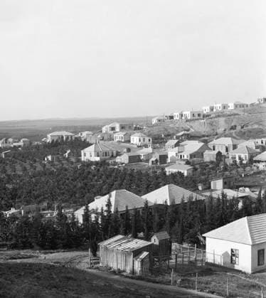 ISRAEL: BNEI BRAK, c1930. Jewish settlement of Bnei Brak in Israel. Photograph, c1930.  Copyright: xGRANGERx xGRANGERx 0642379