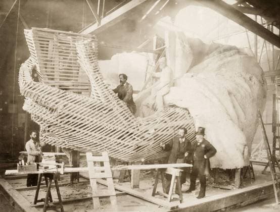 STATUE OF LIBERTY, 1883. Construction of the skeleton and plaster surface of the left arm and hand of the Statue of Liberty. Photographed in Paris by Albert Fernique, 1883.  Copyright: xGRANGERx xGRANGERx 0908719