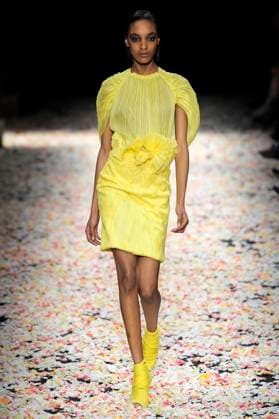 Givenchy Haute Couture Womenswear Spring Summer 2009 Paris HAUTE COUTURE Spring summer 2009 Givenchy_ Paris January 2009, Credit:Zeppelin Photo Avalon 0542596241