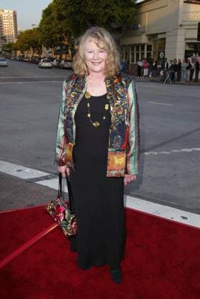 DIVINE SECRETS OF THE YA YA SISTERHOOD LA SHIRLEY KNIGHT ARRIVING AT THE PREMIERE OF THE DIVINE SECRETS OF THE YA YA SISTERHOOD. MANNS VILLAGE THEATRE, WESTWOOD, CALIFORNIA. 03 JUNE 2002. ULOW., Credit:JEN LOWERY Avalon 0542646416