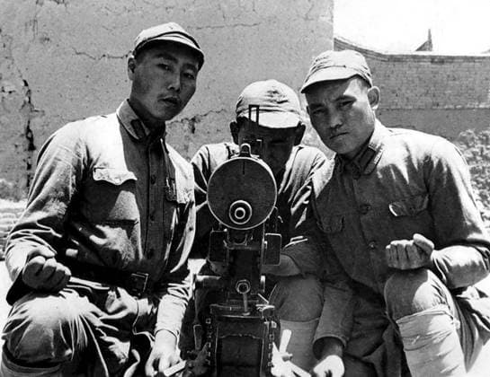 China: Machine gun unit of the Chinese Communist armed forces, 1942 The People s Liberation Army was founded on 1 August 1927 during the Nanchang Uprising when troops of the Kuomintang (KMT) rebelled under the leadership of Zhu De, He Long, Ye Jianying and Zhou Enlai shortly after the end of the first Kuomintang Communist alliance. They were then known as the Chinese Workers and Peasants Red Army (simplified Chinese: ä¸­a›½a·¥aÜœçº¢aÜ›; traditional Chinese: ä¸­aœ‹a·¥è¾²ç Öè»; pinyin: ZhÅngguo GÅngnong hongjÅ«n), or simply the Red Army. Between 1934 and 1935, the Red Army survived several campaigns led against it by Generalissimo Chiang Kai-Shek and engaged in the Long March.<br ><br > During the Second Sino-Japanese War from 1937 Copyright: xxPicturesxFromxHistoryx