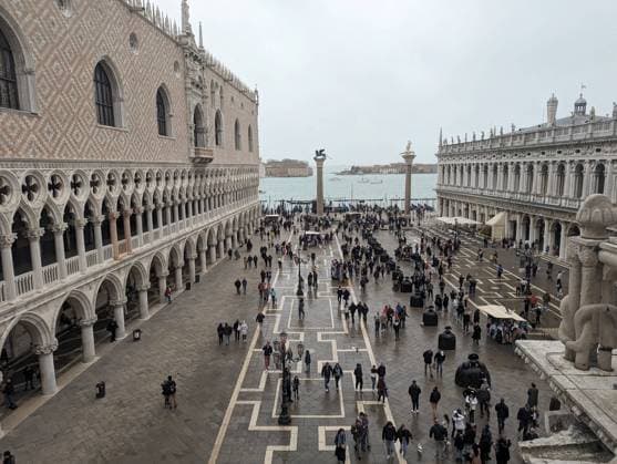 Piazza San Marco During Easter Holidays - Venice Piazza San Marco during the Easter holidays 2024 settings with tourists In the photo: Correr Museum view of Piazza San Marco in Venice, Italy, on March 30, 2024. Photo by Nick Zonna IPA ABACAPRESS.COM Venice Italy  Copyright: xZonnaxNick IPA ABACAx