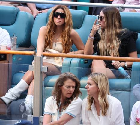 MIAMI GARDENS, FLORIDA - MARCH 31: Shakira watches from the VIP Suites Jannik Sinner from Italy defeat Grigor Dimitrov from Bulgaria in the men s single finals of 2024 Miami Open at Hard Rock Stadium on March 31, 2024 in Miami Gardens, Florida. Credit hoo-me.com MediaPunch Copyright: xmpi122x