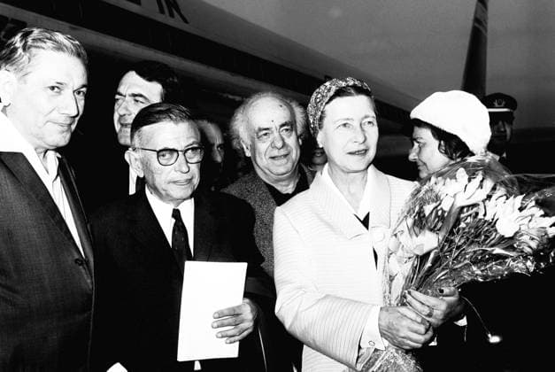 Israel Palestine: French philosophers Jean Paul Sartre and Simone De Beauvoir arriving at Lod Airport, 14 March 1967. Photo by Moshe Milner (CC BY-SA 3.0 License) Jean-Paul Charles Aymard Sartre (21 June 1905 15 April 1980) was a French philosopher, playwright, novelist, political activist, biographer, and literary critic. He was one of the key figures in the philosophy of existentialism and phenomenology, and one of the leading figures in 20th-century French philosophy and Marxism.<br ><br > Simone de Beauvoir (9 January 1908 14 April 1986), was a French writer, intellectual, existentialist philosopher, political activist, feminist and social theorist. Though she did not consider herself a philosopher, she had a significant influe Copyright: xMoshexMilnerx(CCxBY-SAx3.0xLicenxPicturesxFromxHistoryx