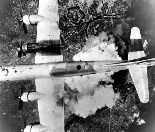 USA JApan: A USAAF B-29 bomber over Osaka, 1 June 1945 Allied forces conducted many air raids on Japan during World War II, causing extensive destruction to the country s cities and killing between 241,000 and 900,000 people. During the first years of the Pacific War, sparked by the Japanese attack on Pearl Harbor, these attacks were limited to the Doolittle Raid in April 1942 and small-scale raids on military positions in the Kuril Islands from mid-1943.<br ><br > Strategic bombing raids began in June 1944 and continued until the end of the war in August 1945. Allied naval and land-based tactical air units also attacked Japan during 1945. Copyright: xxPicturesxFromxHistoryx