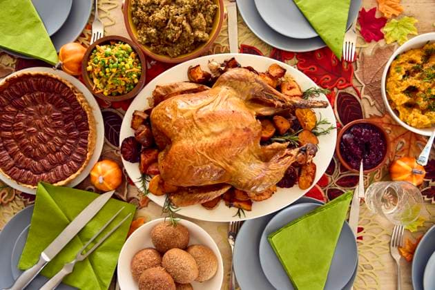 festessen,thanksgiving,kürbiskuchen,festmahl,erntedank,erntedankfest ** feast,thanksgiving,pumpkin pie,feasts,pumpkin pies mmq-14b7