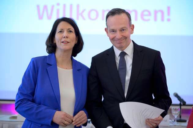 Landesparteitag der FDP von Rheinland-Pfalz am 16.03.2024 : Daniela SCHMITT + Volker WISSING Party convention of FDP of Rhineland-Palatinate on 16.03.2024 : Daniela SCHMITT + Volker WISSING *** Party convention of the FDP of Rhineland Palatinate on 16 03 2024 Daniela SCHMITT Volker WISSING Party convention of FDP of Rhineland Palatinate on 16 03 2024 Daniela SCHMITT Volker WISSING
