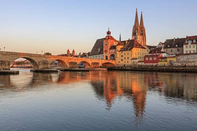 Church and bridge reflected in river, evening light, sunny, idyllic, Regensburg Cathedral and stone bridge, Regensburg, Danube, Bavaria, Germany, Europe Church and bridge reflected in river, evening light, sunny, idyllic, Regensburg Cathedral and stone bridge, Regensburg, Danube, Bavaria, Germany, Europe *** Church and Bridge reflected in river, evening light, sunny, idyllic, Regensburg Cathedral and Stone bridge, Regensburg, Danube, Bavaria, Germany, Europe Church and Bridge reflected in river, evening light, sunny, idyllic, Regensburg Cathedral and Stone bridge, Regensburg, Danube, Bavaria, Germany, Europe Copyright: imageBROKER MartinaxMelzer ibxmmm10404593.jpg RECORD DATE NOT STATED
