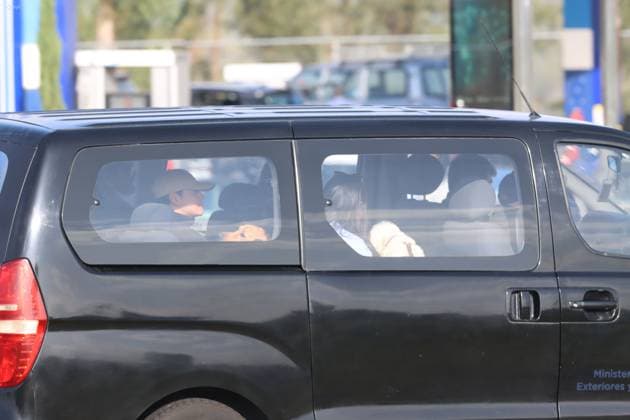 FUNCIONARIOS-MEXICANOS-ABANDONAN-ECUADOR Tababela, domingo 7 de abril del 2024 Funcionarios de la Embaja de MÃ xico, en el Aeropuerto Mariscal Sucre, abandonan el Ecuador, desde la sala Protocolar, con destino a su pais. Fotos:Rolando Enriquez API Tababela Pichincha Ecuador POL-FUNCIONARIOS-MEXICANOS-ABANDONAN-ECUADOR-26e6dee64718ddf7b2030040e9a61f49 Copyright: xROLANDOxENRIQUEZx