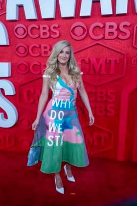 April 7, 2024, Austin, Tx, United States: Country singer STEPHANIE QUAYLE walks the red carpet and poses for photographs prior to the CMT Music Awards show at Austin s Moody Center on April 6, 2024. Austin United States - ZUMAd150 20240407_znp_d150_016 Copyright: xBobxDaemmrichx