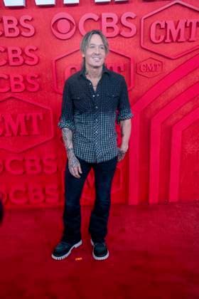 April 7, 2024, Austin, Tx, United States: Country singer KEITH URBAN walks the red carpet and poses for photographs prior to the CMT Music Awards show at Austin s Moody Center on April 6, 2024. Austin United States - ZUMAd150 20240407_znp_d150_082 Copyright: xBobxDaemmrichx