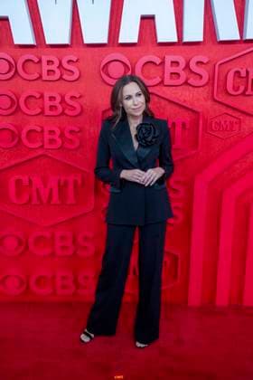 April 7, 2024, Austin, Tx, United States: British actress MINNIE DRIVER walks the red carpet and poses for photographs prior to the CMT Music Awards show at Austin s Moody Center on April 6, 2024. Austin United States - ZUMAd150 20240407_znp_d150_083 Copyright: xBobxDaemmrichx