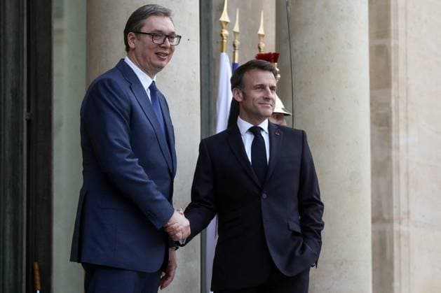 News Themen der Woche KW15 News Bilder des Tages Le prÃ sident Emmanuel Macron accueille le prÃ sident de la Serbie Aleksandar Vucic au palais de l ElysÃ e Ã Paris Le prÃ sident francais, Emmanuel Macron recoit Aleksandar VUCIC, PrÃ sident de la RÃ publique de Serbie, pour un diner de travail au Palais de l?ElysÃ e, Paris, le 8 avril 2024. StÃ phane Lemouton Bestimage President Emmanuel Macron welcomes the President of Serbia Aleksandar Vucic to the ElysÃ e Palace in Paris on april 8th 2024 Paris France  Copyright: xStephanexLemoutonx xBestimagexStephanexLemoutonx xBestimagex
