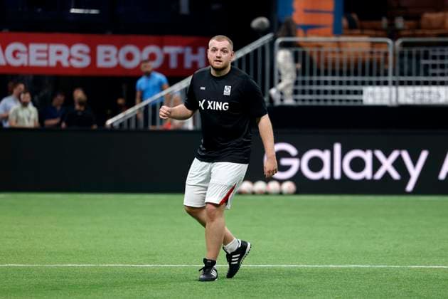 Youtuber Trymacs (Maximilian Stemmler), Team-Manager bei Team Hardstuck Royale, beim Baller League Final Four im PSD Bank Dome Düsseldorf. Düsseldorf, 08.04.2024 NRW Deutschland Copyright: xChristophxHardtx