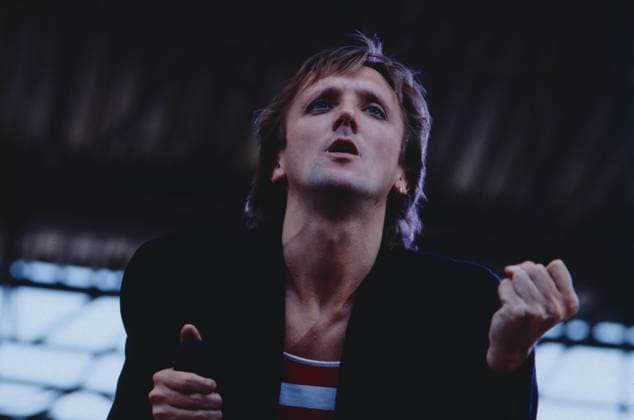 Archivbilder der Woche SPORT KW15 MARIUS MÜLLER-WESTERNHAGEN Marius Müller-Westernhagen, aka Westernhagen, deutscher Rock Musiker, Sänger und Schauspieler, hier bei ROCKPOP IN CONCERT - ROCK AM RING, 1985., Deutschland Copyright: kpa kpa_55050715 EDITORIAL USE ONLY