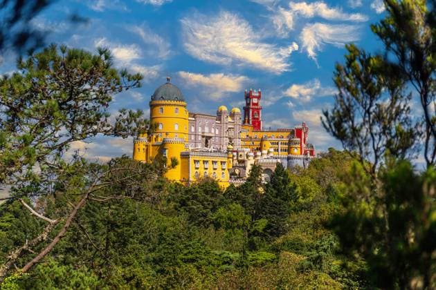 Palace of Pena in Sintra, Portugal. Palace of Pena in Sintra. Lisbon, Portugal. Travel Europe, holidays in Portugal. Panoramic View Of Pena Palace, Sintra, Portugal. Pena National Palace, Sintra, Portugal. Portugal *** Palast von Pena in Sintra, Portugal Palast von Pena in Sintra Lissabon, Portugal Reisen Europa, Urlaub in Portugal Panoramablick auf den Palast von Pena, Sintra, Portugal Nationalpalast von Pena, Sintra, Portugal Portugal Copyright: xoffenberg@gmx.dex
