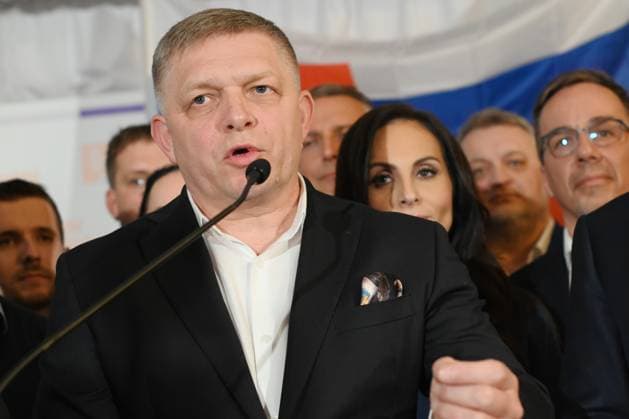 Peter Pellegrini, newly elected Slovak president, speaks to press in Bratislava, Slovakia - 7 Apr 2024 Slovak prime minister Robert Fico speaks to the journalists at the campaign headquarter of Peter Pellegrini in Bratislava. Peter Pellegrini, won the presidential elections, outpacing former Slovak foreign minister Ivan Korcok. Bratislava Slovakia Copyright: xTomasxTkacikx xSOPAxImagesx 20240407-Slovakia-elections-2part-008