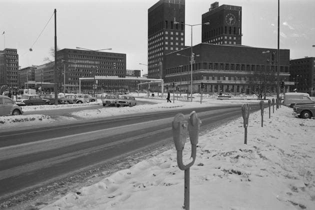 IMAGO History, Ölpreiskrise 1973 Aktuell 50-1-1973 : Den store stille helgen bilde 0030 Aktuell 50-1-1973 : Den store stille helgen Oljekrisen i 1973, det skulle spares 7500 tonn bensin ved kjoreforbudet fra kl, 15 lordag til kl. 02 mandag. Foto; Ivar Aaserud Aktuell NTB ***FOTO IKKE BILLEDBEHANDLET*** This text has been automatically translated! Oslo Norge EDITORIAL USE ONLY Ref:3h6BFlcXgC4.jpg *** Aktuell 50 1 1973 The great silent weekend picture 0030 Aktuell 50 1 1973 The great silent weekend The oil crisis in 1973, 7500 tons of gasoline were to be saved by the ban on driving from 15 