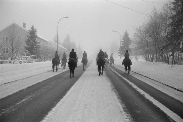 Aktuell 50-1-1973 : Den store stille helgen bilde 0010 Aktuell 50-1-1973 : Den store stille helgen Oljekrisen i 1973, det skulle spares 7500 tonn bensin ved kjoreforbudet fra kl, 15 lordag til kl. 02 mandag. Foto; Ivar Aaserud Aktuell NTB ***FOTO IKKE BILLEDBEHANDLET*** This text has been automatically translated! Oslo Norge EDITORIAL USE ONLY Ref:XQwKa1JeocI.jpg *** Aktuell 50 1 1973 The big quiet weekend picture 0010 Aktuell 50 1 1973 The big quiet weekend The oil crisis in 1973, 7500 tons of gasoline were to be saved by the ban on driving from 15 