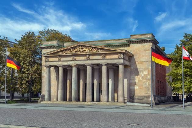 Neue Wache, Berlin, Germany Neue Wache is Central Memorial of the Federal Republic of Germany for the Victims of War and Dictatorship, Berlin, Germany Copyright: xZoonar.com BorisxBreytmanx 21237372