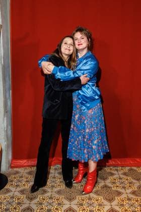 Die DEUTSCHE FILMAKADEMIE lädt zum Nominiertenabend des DEUTSCHEN FILMPREISES 2024 Alina Stiegler und Barbara Philipp beim Lola Nominiertenabend des Deutschen Filmpreises 2024 in der Bar Brass am 13.04.2024 in Berlin. Copyright: xEventpressxKochanx