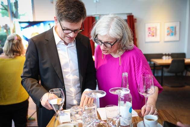 Die DEUTSCHE FILMAKADEMIE lädt zum Nominiertenabend des DEUTSCHEN FILMPREISES 2024 Die DEUTSCHE FILMAKADEMIE lädt zum Nominiertenabend des DEUTSCHEN FILMPREISES 2024 in die BAR BRASS in Berlin Copyright: xEventpressxFuhrx
