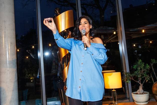 Die DEUTSCHE FILMAKADEMIE lädt zum Nominiertenabend des DEUTSCHEN FILMPREISES 2024 Samira El Ouassil beim Lola Nominiertenabend des Deutschen Filmpreises 2024 in der Bar Brass am 13.04.2024 in Berlin. Copyright: xEventpressxKochanx