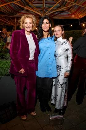 Die DEUTSCHE FILMAKADEMIE lädt zum Nominiertenabend des DEUTSCHEN FILMPREISES 2024 Katja Riemann Samira El Ouassil und Jasna Fritzi Bauer beim Lola Nominiertenabend des Deutschen Filmpreises 2024 in der Bar Brass am 13.04.2024 in Berlin. Copyright: xEventpressxKochanx