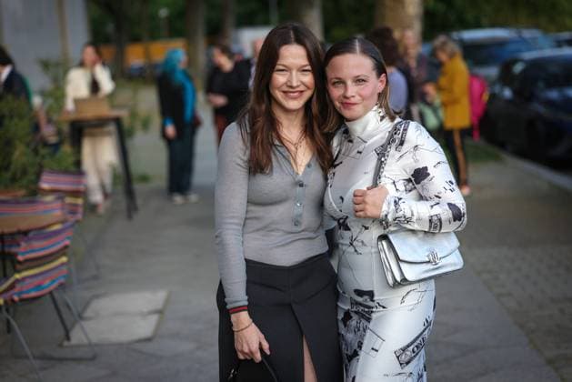 Die DEUTSCHE FILMAKADEMIE lädt zum Nominiertenabend des DEUTSCHEN FILMPREISES 2024 Jasna Fritzi Bauer und Hannah Herzsprung Die DEUTSCHE FILMAKADEMIE lädt zum Nominiertenabend des DEUTSCHEN FILMPREISES 2024 in die BAR BRASS in Berlin Copyright: xEventpressxFuhrx