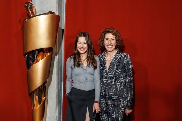 Die DEUTSCHE FILMAKADEMIE lädt zum Nominiertenabend des DEUTSCHEN FILMPREISES 2024 Hannah Herzsprung und Adele Neuhauser beim Lola Nominiertenabend des Deutschen Filmpreises 2024 in der Bar Brass am 13.04.2024 in Berlin. Copyright: xEventpressxKochanx